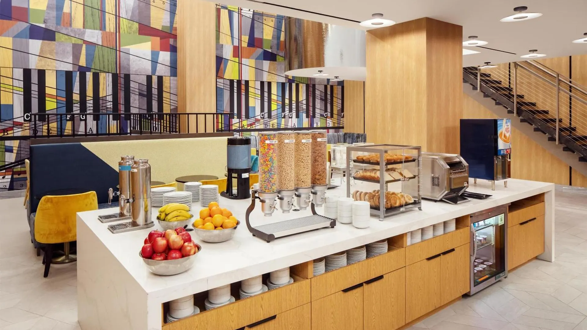 Staying In Manhattan: 3 Cheap Hotels Compared & Ranked
