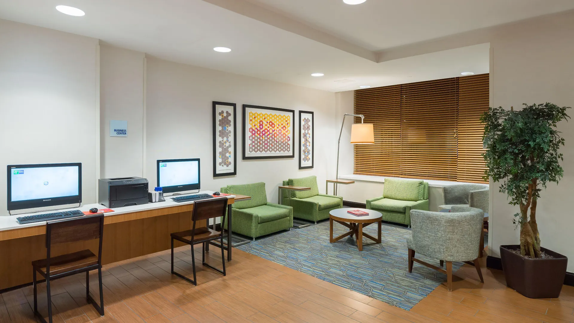 4 Top-Rated Business Hotels in Midtown West, New York