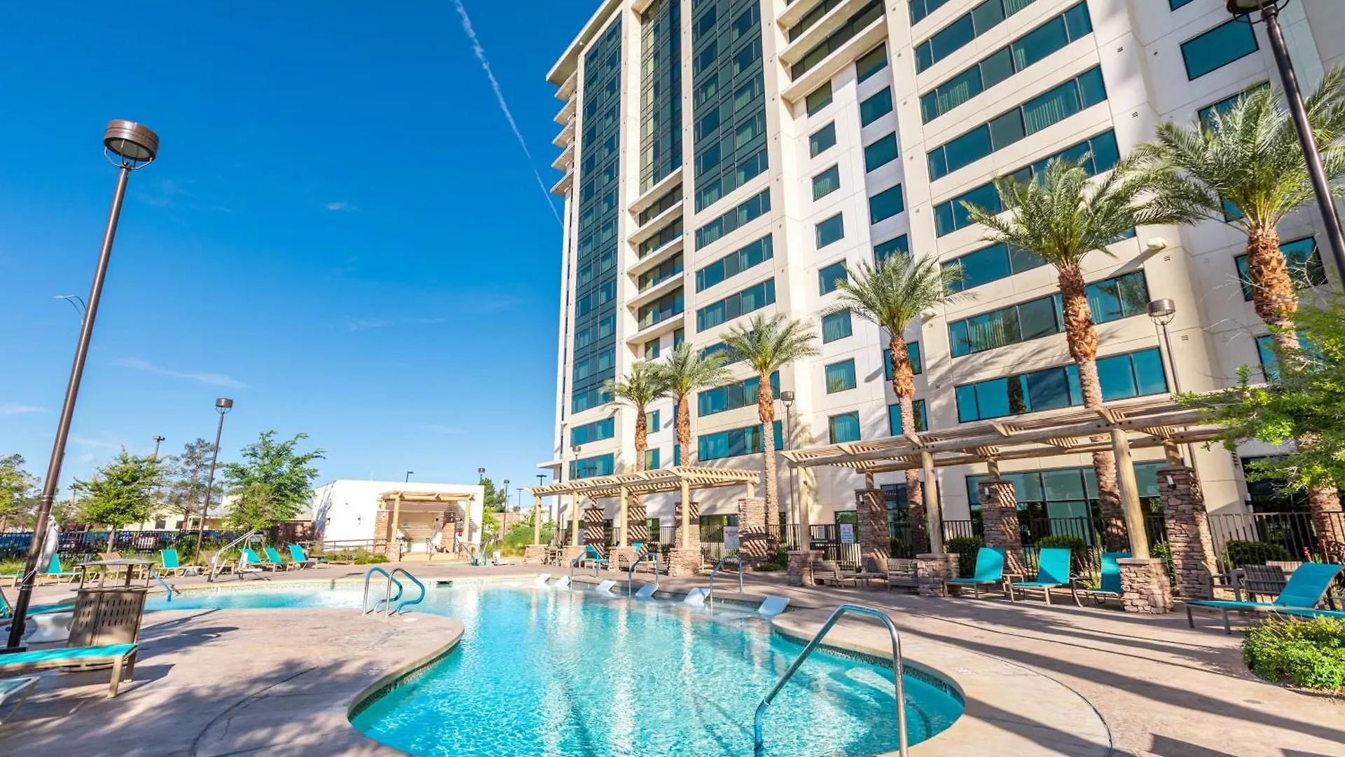 15 Airport Hotels Close to O - Cirque du Soleil in Las Vegas