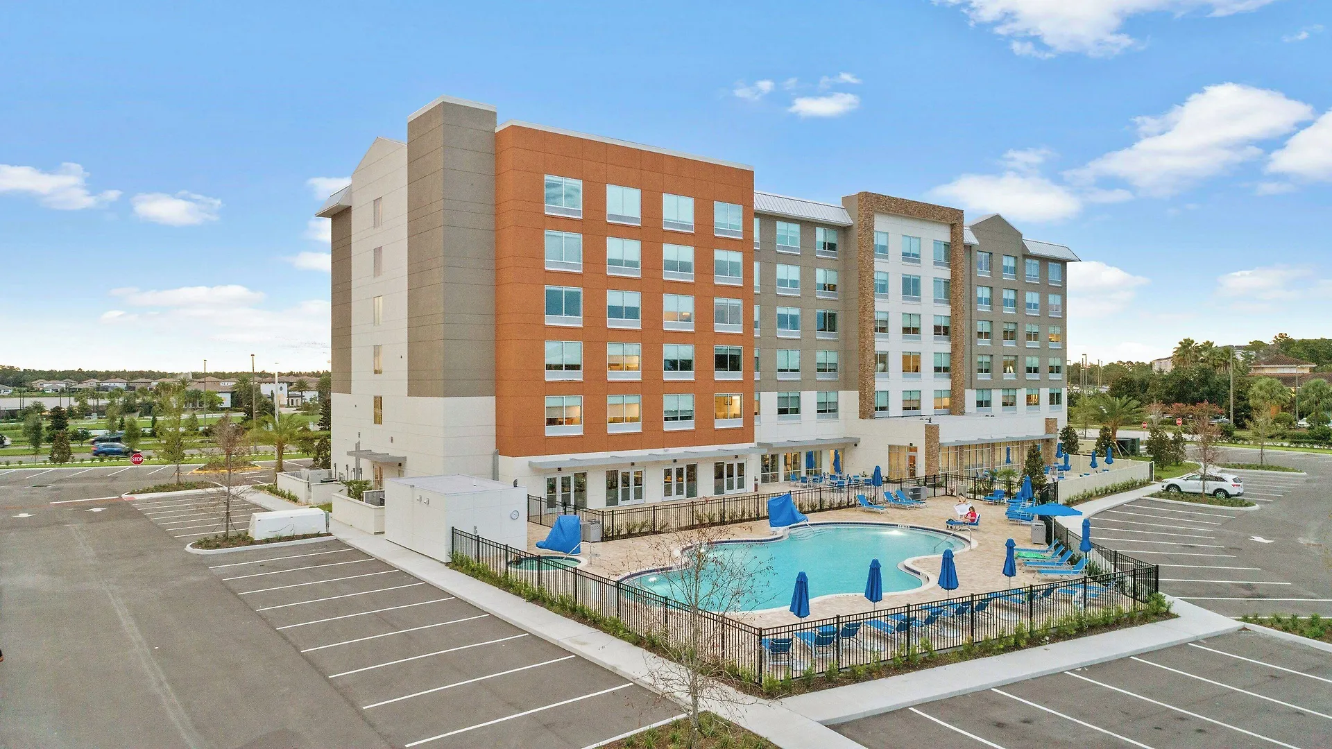 11 Business Hotels in Lake Buena Vista That Deliver