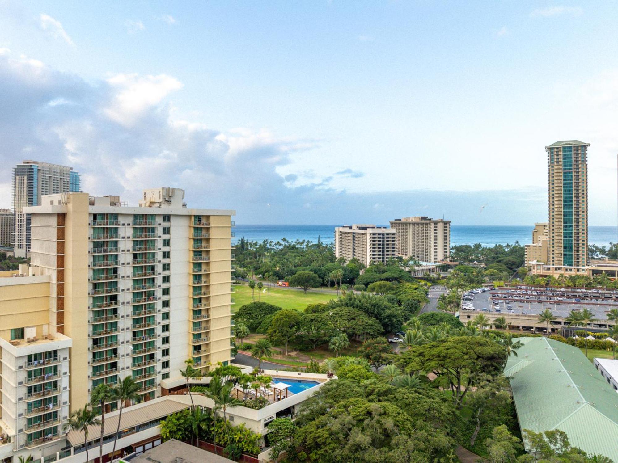 Staying In Waikiki: 4 Four-Star Hotels Compared