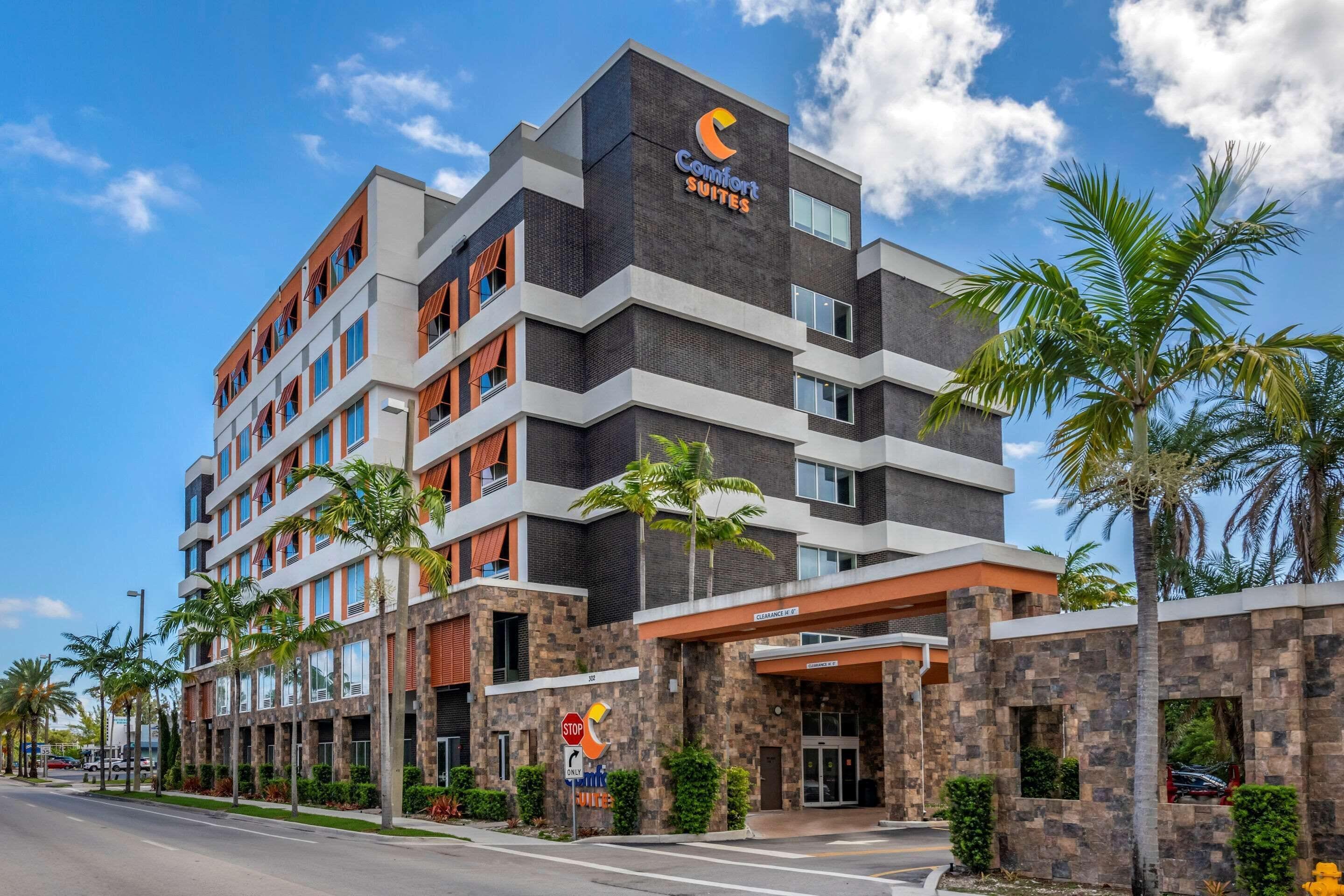 15 Top-Rated Airport Hotels Close to Fort Lauderdale Strip