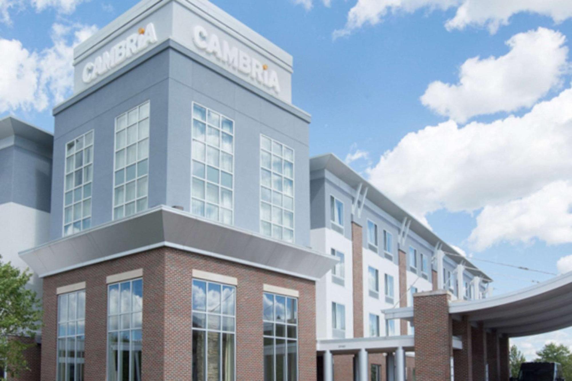 Where to Stay for Work: 15 Best Business Hotels in the Midwest
