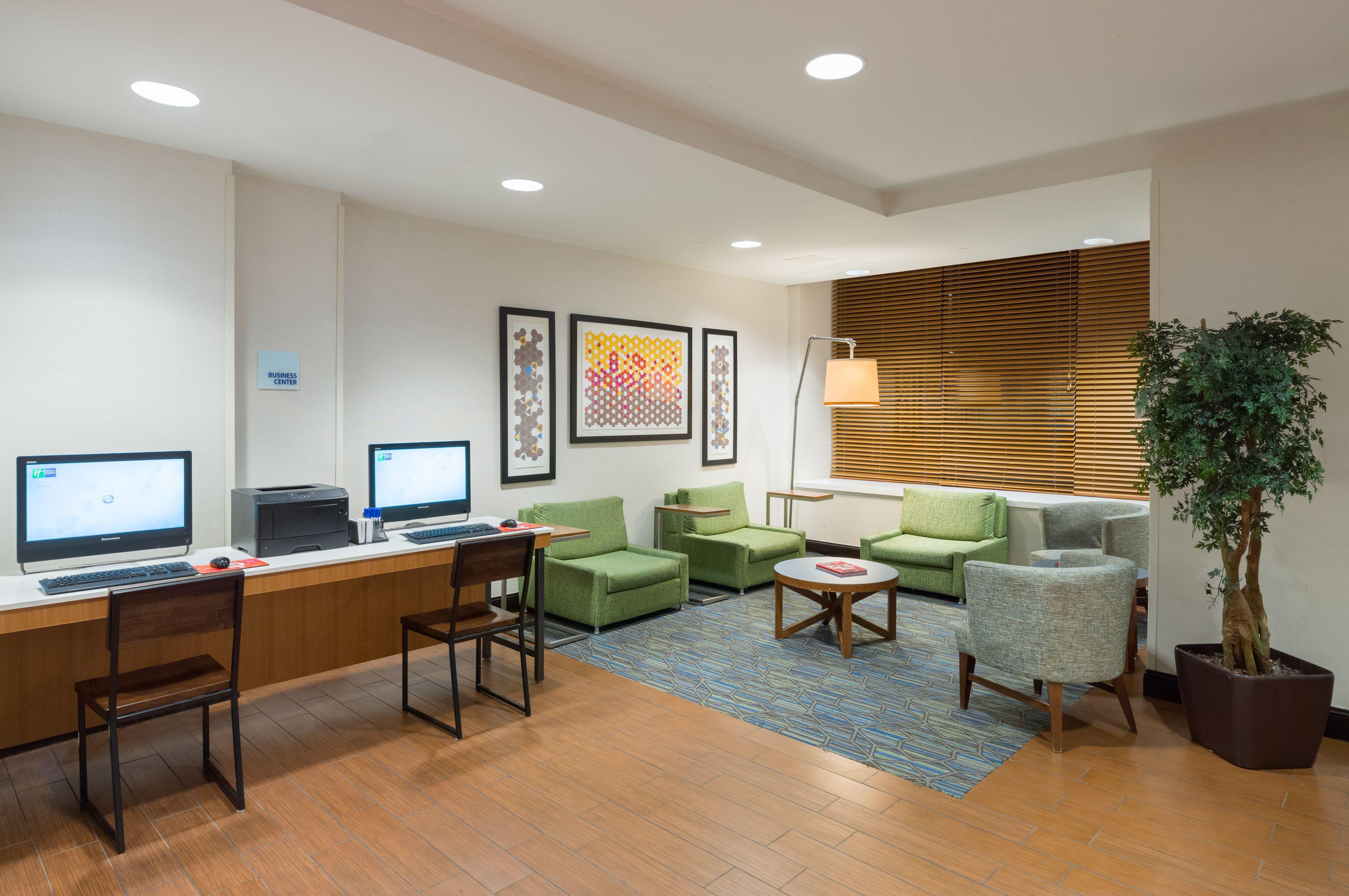 4 Top-Rated Business Hotels in Midtown West, New York